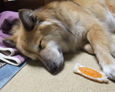 ������I���